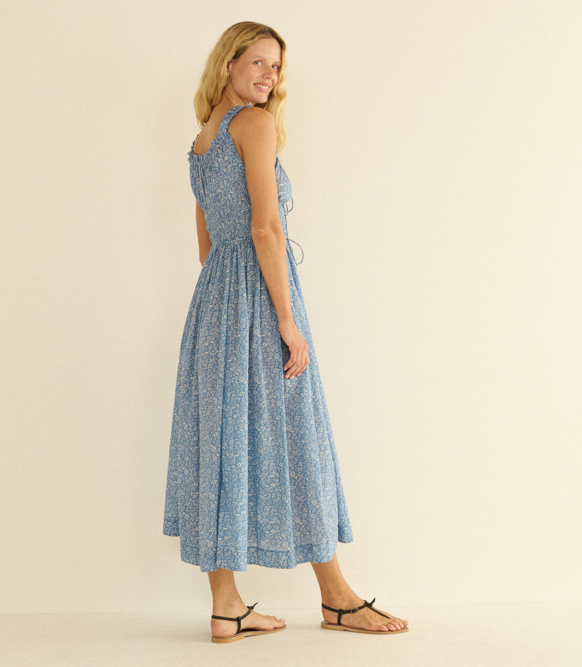 Emmaretta Dress in Blue Garden Bloom - view 5