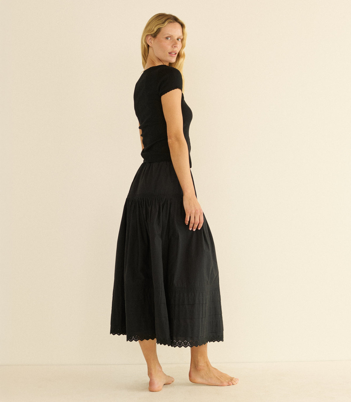 Lara Tee in Black - view 5