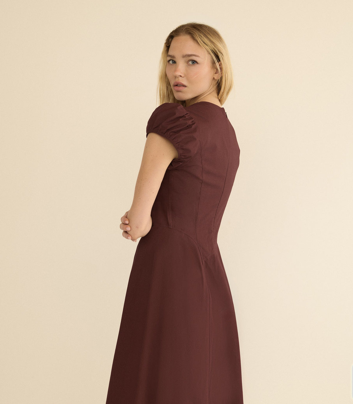 Rivelle Dress in Dahlia - view 4