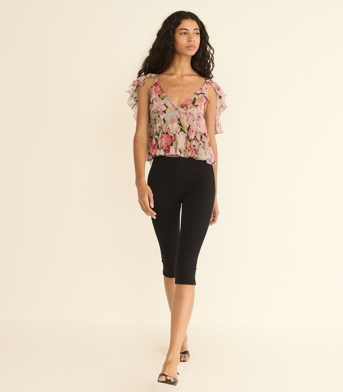 Livanne Top in Vallee des Tulipes - view 5