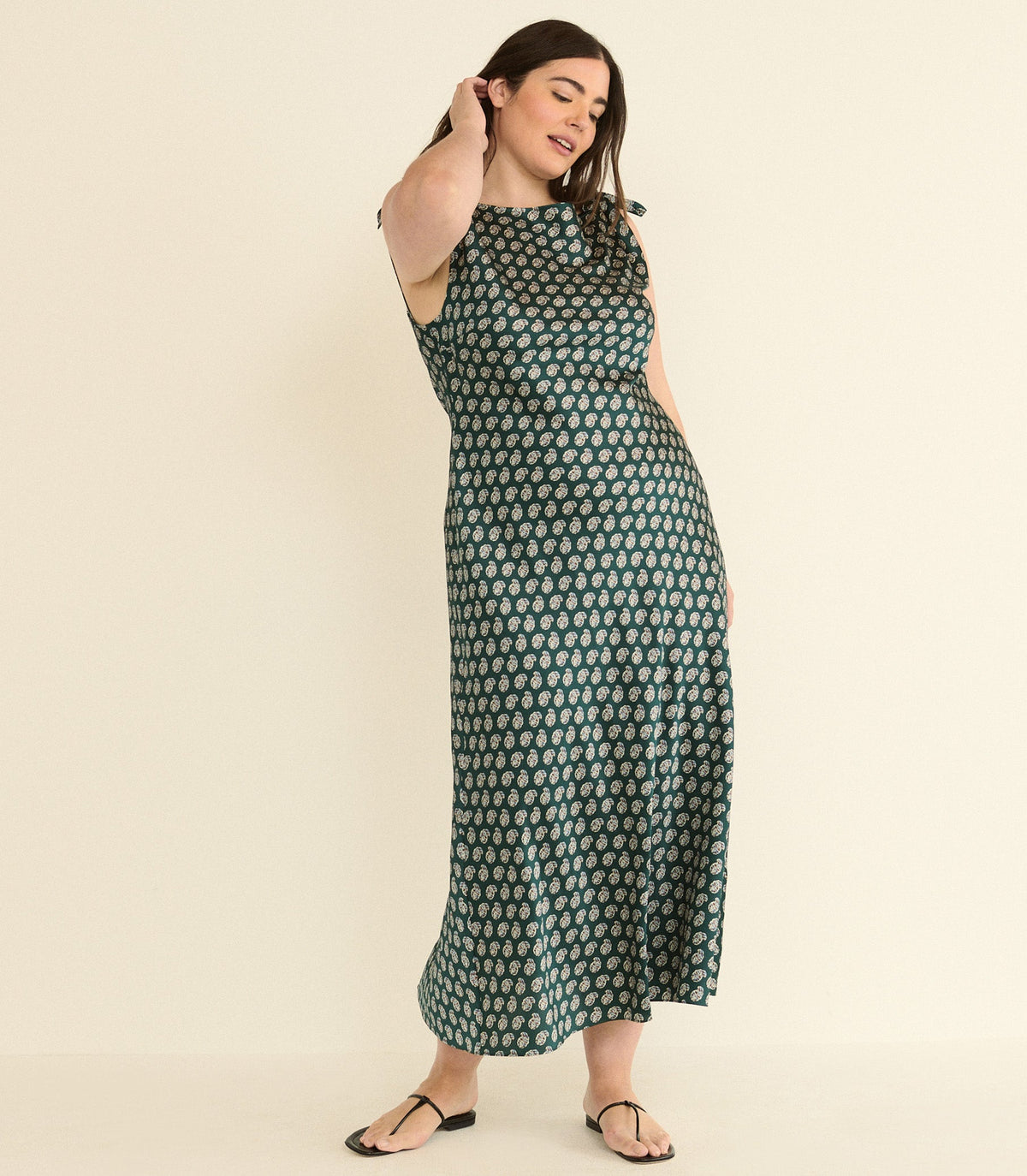 Mariselle Dress in Chaumont Paisley - view 8